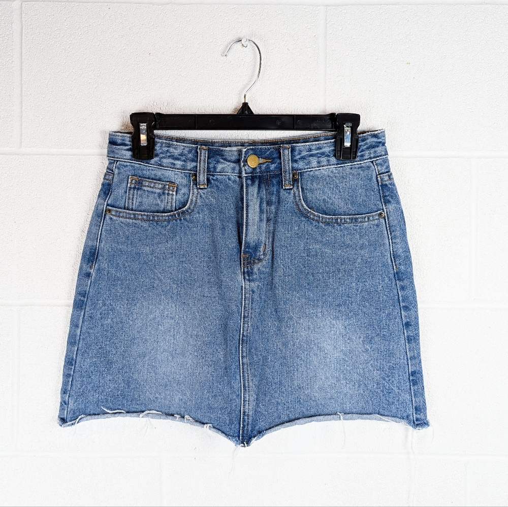 S/M Oak + Fort Mini Denim Skirt Raw Hem Statement Pockets Light Wash Cotton Jean